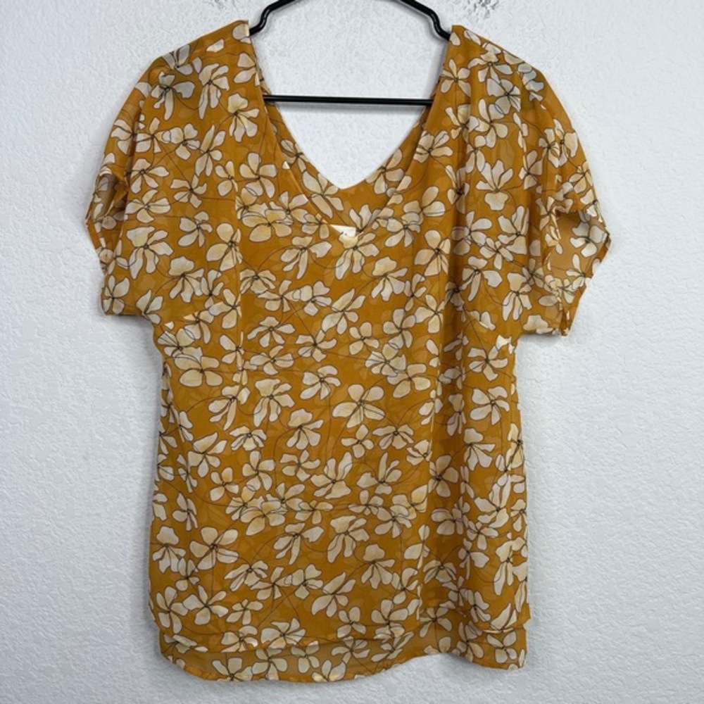 Cabi Shirt Womens Small Short Sleeve Floral‎ Flowy Boho Cottagecore Fairy Blouse